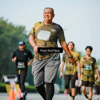 Runner Photo 6913409