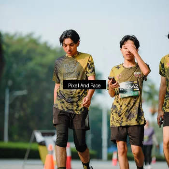 Runner Photo 6913411