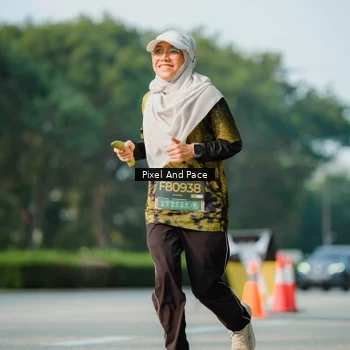 Runner Photo 6913459