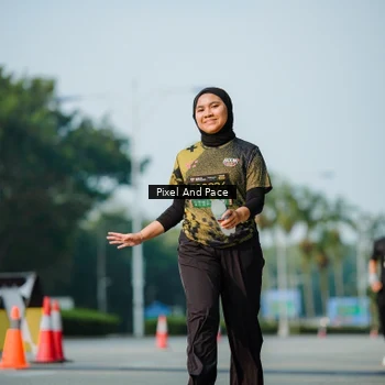Runner Photo 6913471