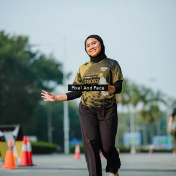 Runner Photo 6913475