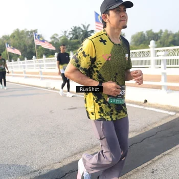 Runner Photo 6913504