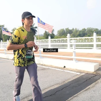 Runner Photo 6913505