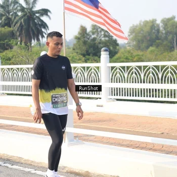 Runner Photo 6913524