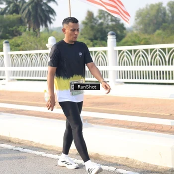 Runner Photo 6913526