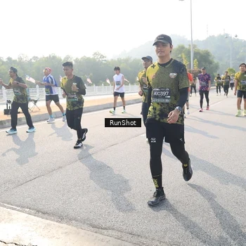 Runner Photo 6913528
