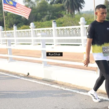 Runner Photo 6913537
