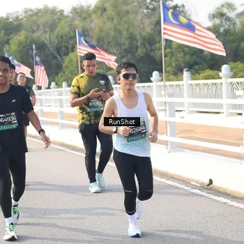Runner Photo 6913539