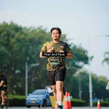 Runner Photo 6913547