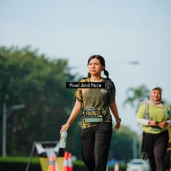 Runner Photo 6913570