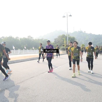 Runner Photo 6913595