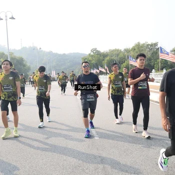 Runner Photo 6913614