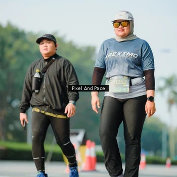 Runner Photo 6913621
