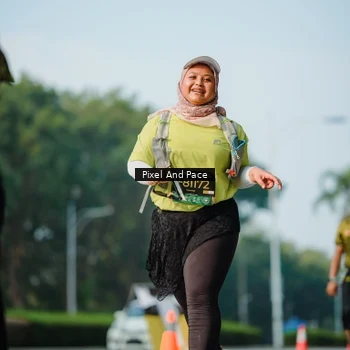 Runner Photo 6913651