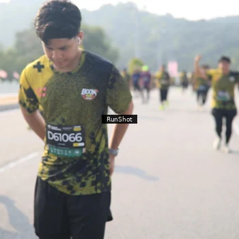 Runner Photo 6913676