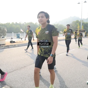 Runner Photo 6913684