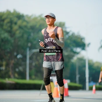 Runner Photo 6913698