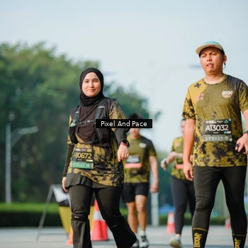 Runner Photo 6913704