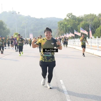 Runner Photo 6913737
