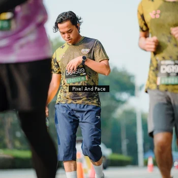 Runner Photo 6913745
