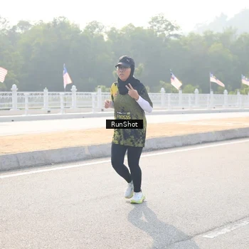 Runner Photo 6913760