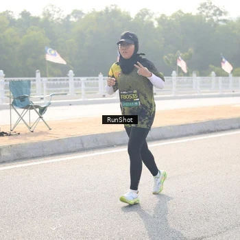 Runner Photo 6913778