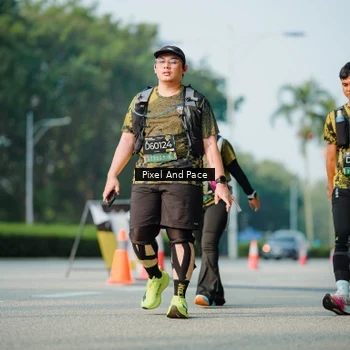Runner Photo 6913786