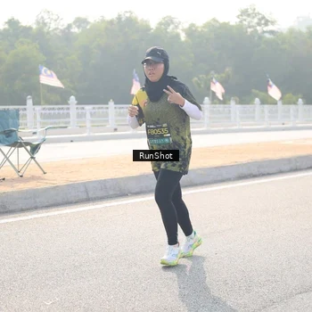 Runner Photo 6913790