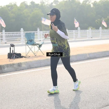 Runner Photo 6913791