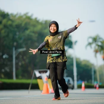 Runner Photo 6913812