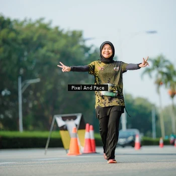 Runner Photo 6913813