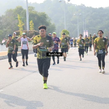 Runner Photo 6913820