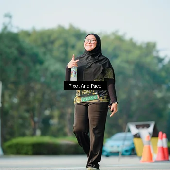 Runner Photo 6913879
