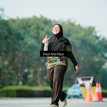 Runner Photo 6913884