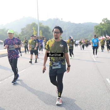 Runner Photo 6913964