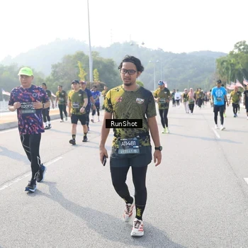 Runner Photo 6913972
