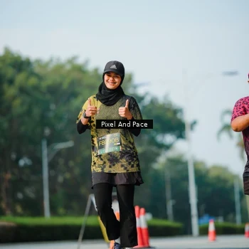 Runner Photo 6913973