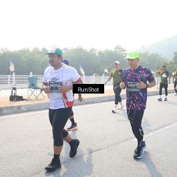 Runner Photo 6913987