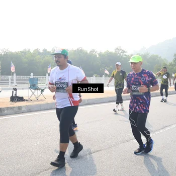Runner Photo 6913988
