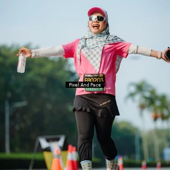 Runner Photo 6914024