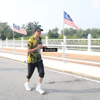 Runner Photo 6914048