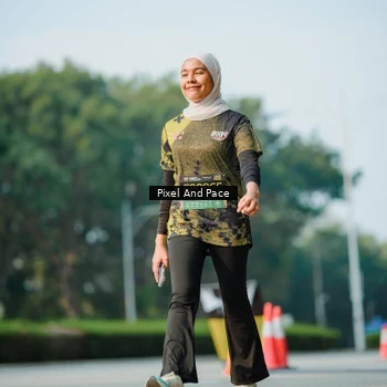 Runner Photo 6914062