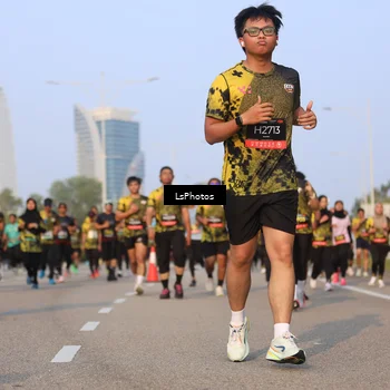 Runner Photo 6914206