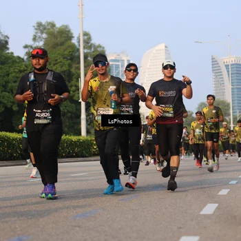 Runner Photo 6914286