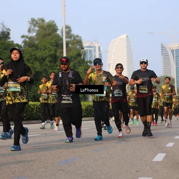 Runner Photo 6914333