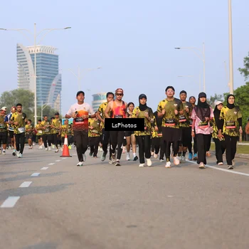 Runner Photo 6914399