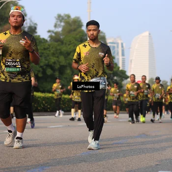 Runner Photo 6914448