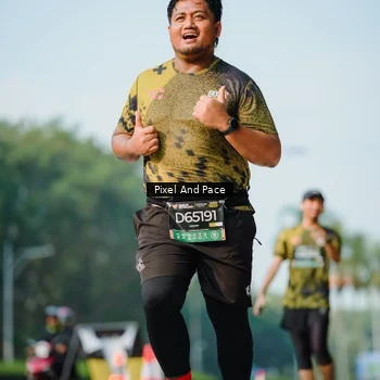 Runner Photo 6914471