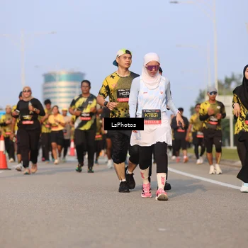 Runner Photo 6914474