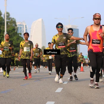 Runner Photo 6914500